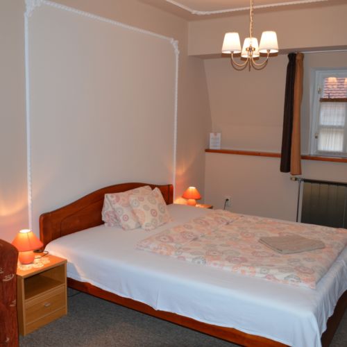 Junior Dreibettzimmer Obergeschoss (Zusatzbett möglich)