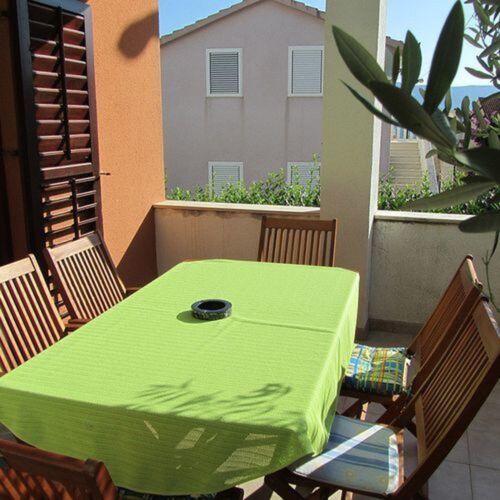 Tourist Sea View 3-Room Apartment for 6 Persons (extra bed available)