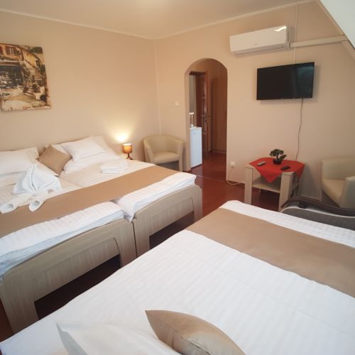 Gold Superior Zweibettzimmer (Zusatzbett möglich)