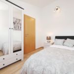 Tengerre néző emeleti 4 fős apartman 3 hálótérrel