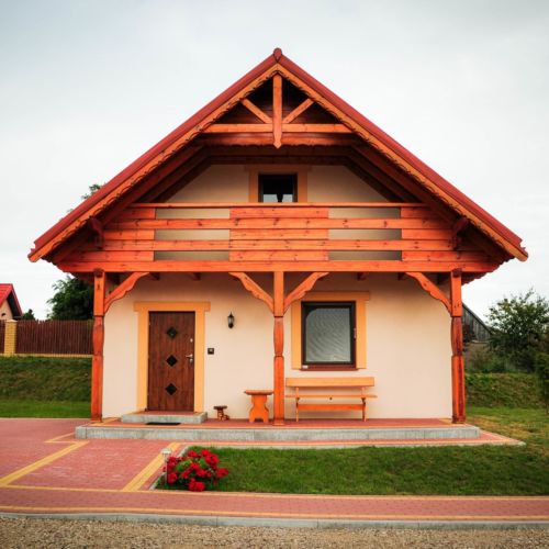 Vila familial(a) cu vedere spre rau pentru 6 pers. (se inchirieaza doar integral)