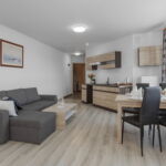 2-Zimmer-Apartment für 4 Personen mit Balkon und Eigner Küche