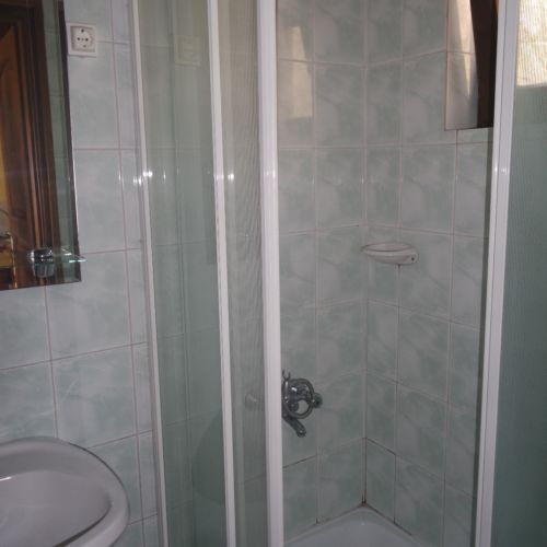 Ground Floor Mansard Apartment for 3 Persons (extra bed available)