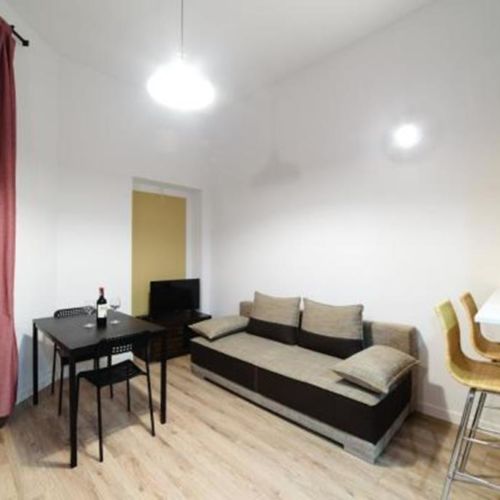 Apartament 2-osobowy z antresolą z 1 pomieszczeniem sypialnianym