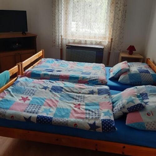 Casa rustică pentru 5 pers. (se inchirieaza doar integral)