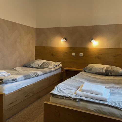 Standard Pokoj se sprchou pro 2 os.