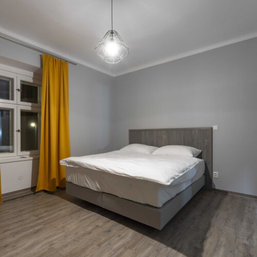 Twin Room with Shower (extra bed available)