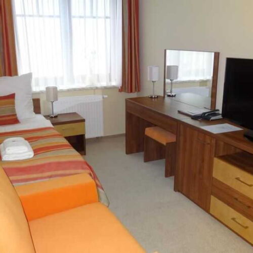 Camera single cu duș