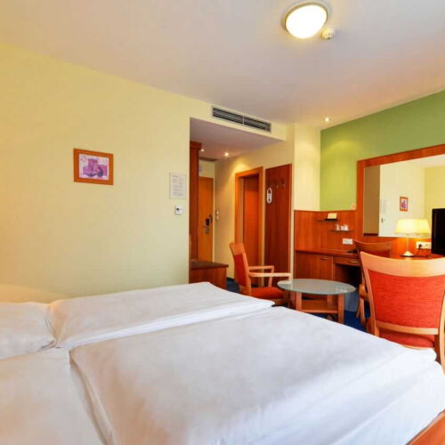 Pokój 2-osobowy z prysznicem (możliwa dostawka)