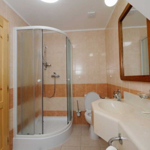 Standard Pokoj se sprchou pro 2 os.