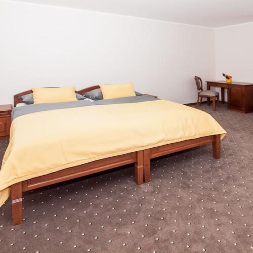 Standard Pokoj se sprchou pro 4 os.