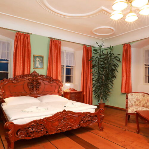 Apartament 4-osobowy z prysznicem z 2 pomieszczeniami sypialnianymi (możliwa dostawka)