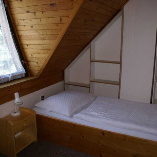 Pokoj se sprchou  pro 1 os.