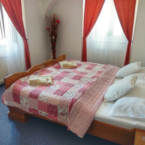 Apartment for 2 Persons with Shower (extra beds available)