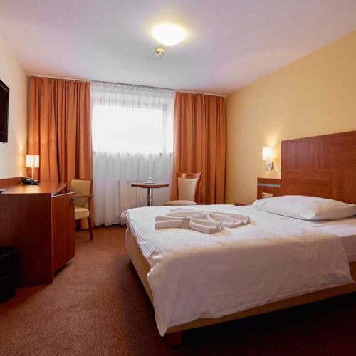 Air Conditioned Single Room with Shower