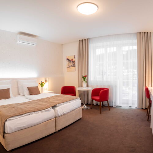 Superior Pokoj se sprchou pro 2 os. (s možností přistýlky)