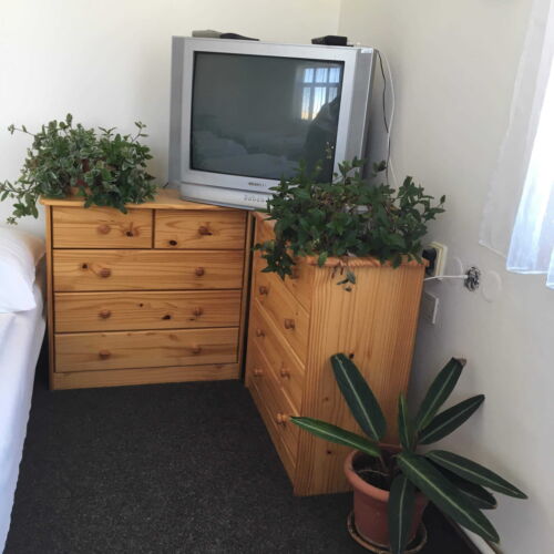 Camera cu baie comună pentru 5 pers.