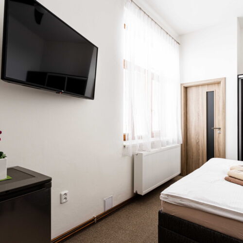 Camera twin standard cu baie