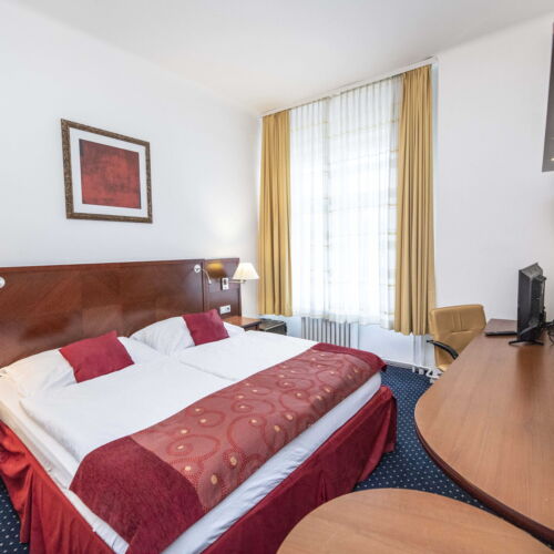 Standard Double Room with Shower