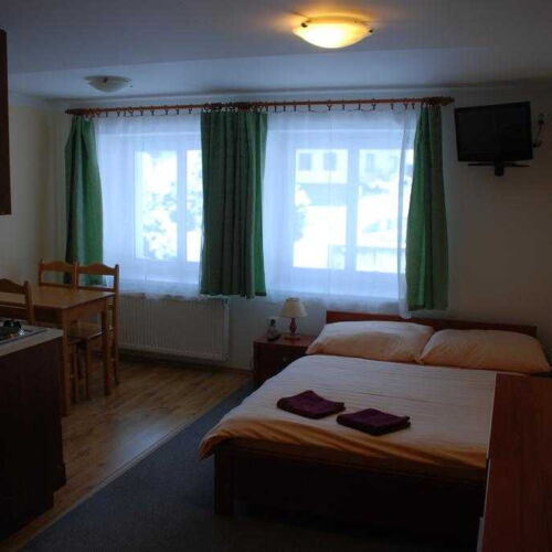 Apartman se sprchou s vlastní kuchyňkou pro 2 os. (s možností přistýlky)