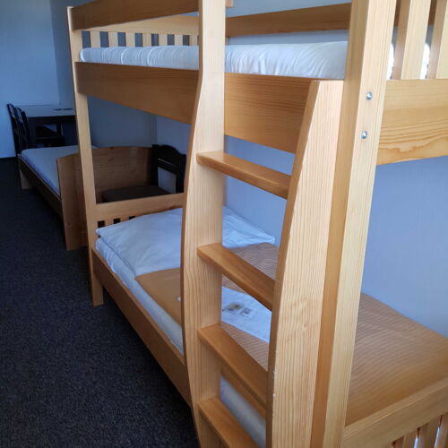 Tourist 5 Person Room with Shared Bathroom