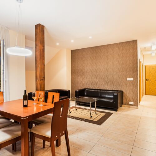 Deluxe Apartman se sprchou pro 6 os. se 3 ložnicemi (s možností přistýlky)