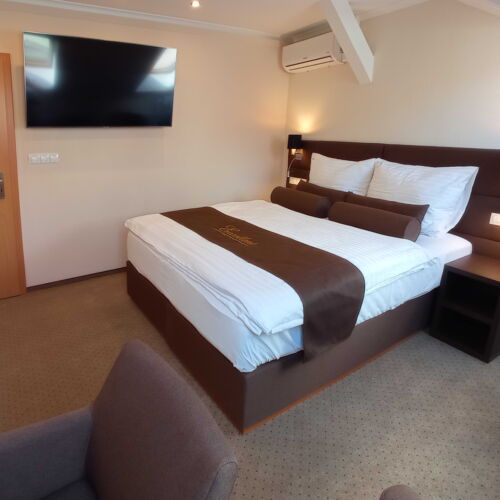 Pokój 2-osobowy Standard z prysznicem