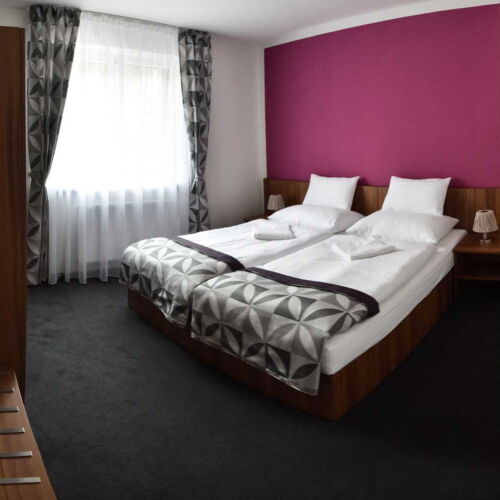 Standard Pokoj se sprchou pro 4 os. (s možností přistýlky)