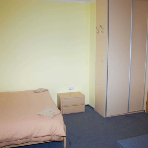 1-Room Apartment for 2 Persons with Shower and Kitchenette