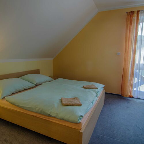 2-Room Apartment for 5 Persons with Shower and Kitchenette (extra bed available)