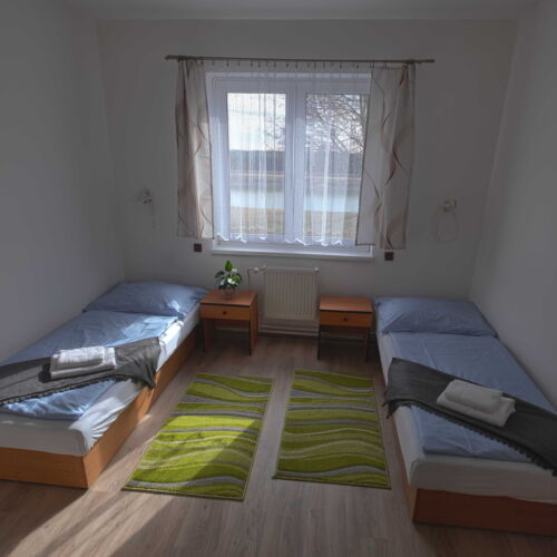 Pokoj se sprchou  pro 2 os.