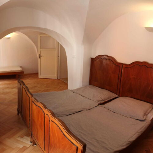 Pokoj se sprchou  pro 3 os.