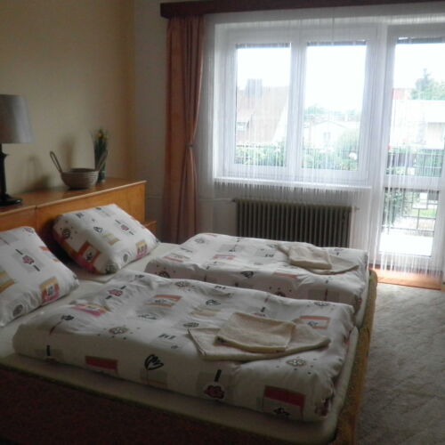 Pokoj s balkónem se sprchou pro 4 os.