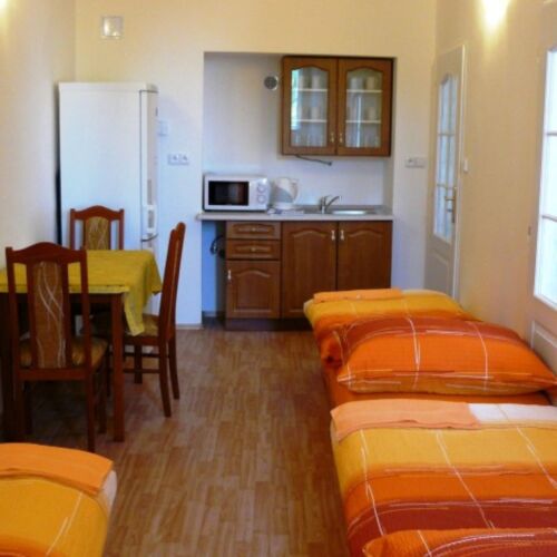 Triple Room with Shower and Kitchenette