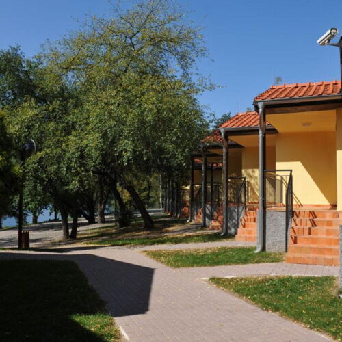 Bungalow 4-osobowy Superior z prysznicem