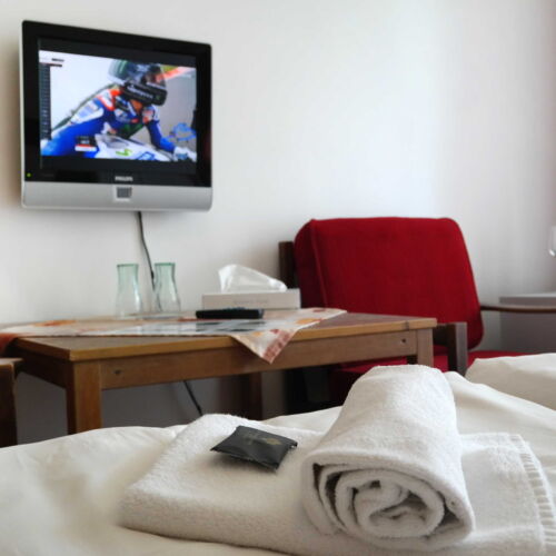 Pokoj se sprchou s terasou pro 2 os.