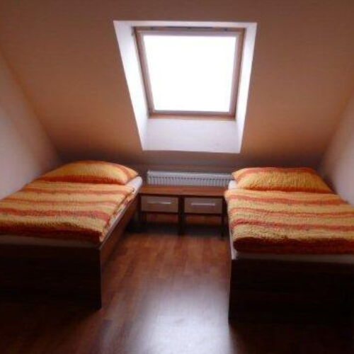 Apartman se sprchou s vlastní kuchyňkou pro 4 os. s 1 ložnicí (s možností přistýlky)