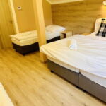 Comfort Triple Room with Shower (extra beds available)