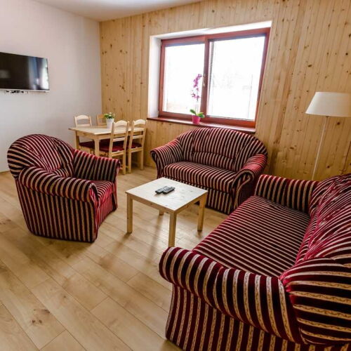 Apartmán so sprchou s klimatizáciou pre 2 os. (s možnosťou prístelky)