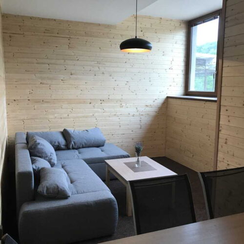 Apartman se sprchou s vlastní kuchyňkou pro 6 os. se 3 ložnicemi