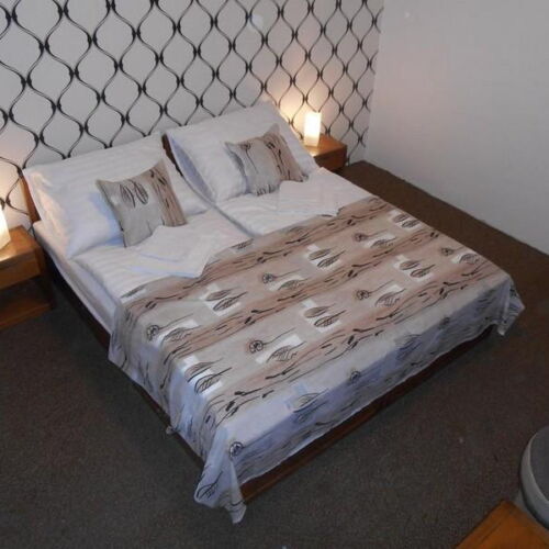 Pokój 4-osobowy Standard z prysznicem