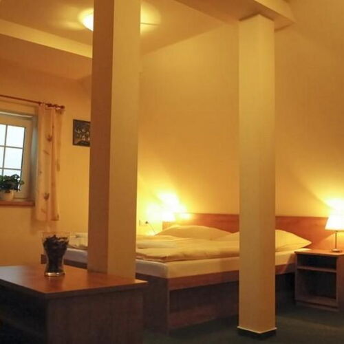 Pokoj se sprchou  pro 4 os.