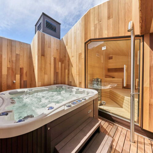 Camera cu duș cu bucătărie proprie pentru 8 pers.