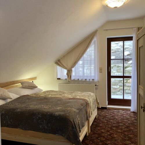 Pokój 3-osobowy Deluxe z prysznicem