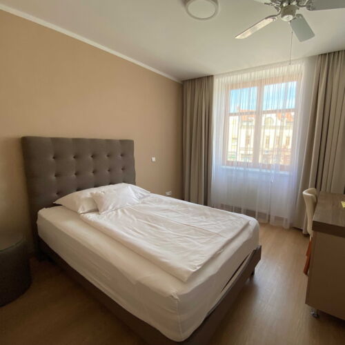 City View Single Room with Shower