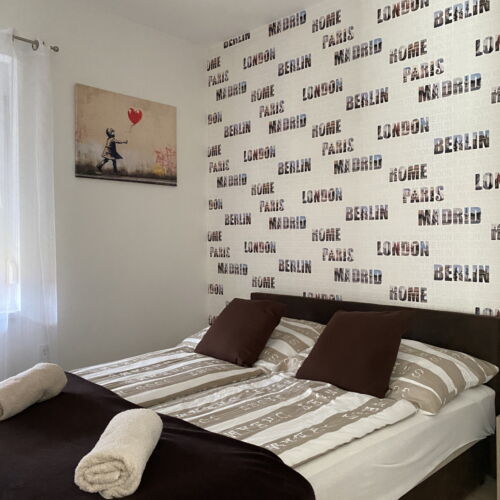 Chata (jako celek) s klimatizací tV s plochou obrazovkou pro 6 os. (s možností přistýlky)