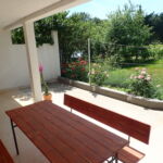 Ground Floor 3-Room Apartment for 5 Persons with Terrace