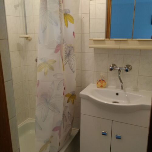 Camera dubla la etaj cu aer condiționat