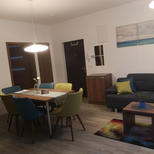 Apartman pro 5 os. se 3 ložnicemi s výhledem na hory 