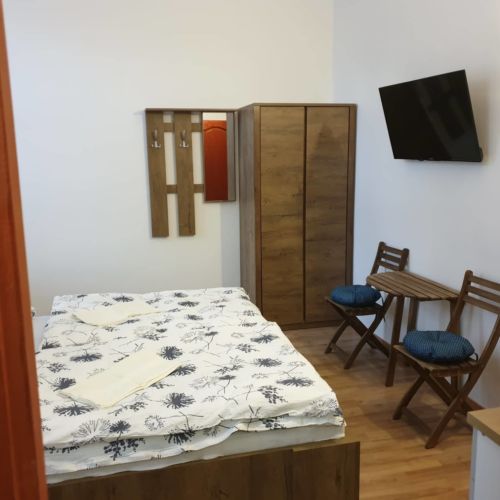 Camera dubla studio cu baie